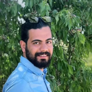 محسن دلاوری
